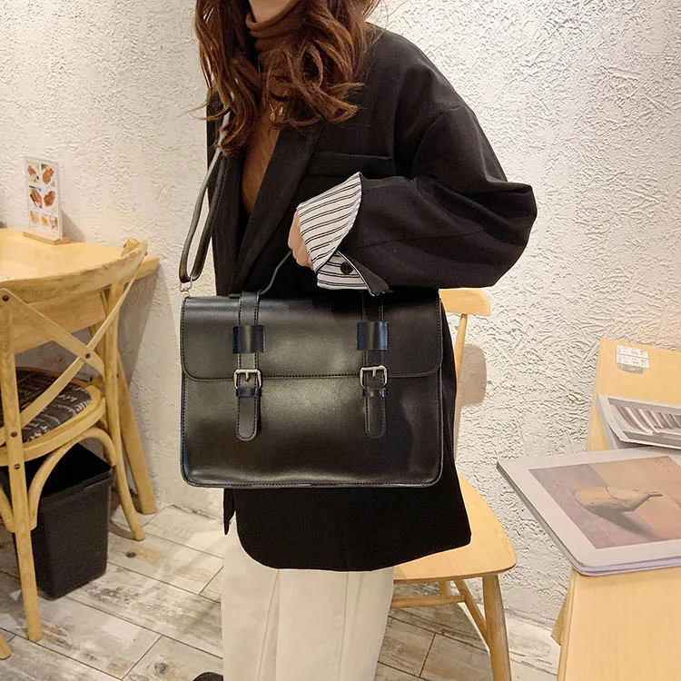 Luxury Women Crossbody Bag Female 2021 New Korean Fashion Shoulder Bag Ladies Trend big Buckle Messenger Bag Handbag