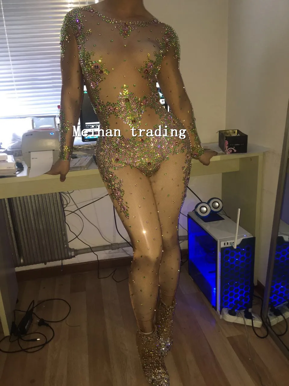 

Fashion Big Crystals Colorful nice Jumpsuit Women's Prom Costume Stage Wear Bodysuit Female Rhinestones Nude Skinny Outfit