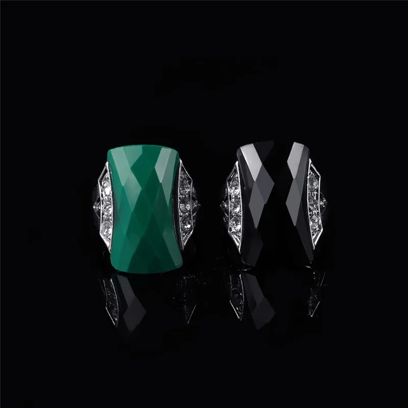 Luxury Green Stone Big Rings For Women Jewelry Silvery Ring Female Crystal Rings Lady Retro Ethnic Ring Women Accessorie Female