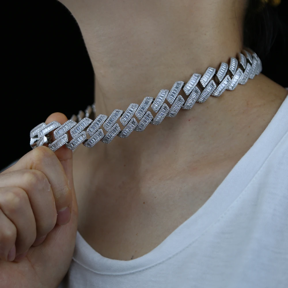 A銀色スクエアクリスタル41cm ネックレスヒップホップ 太め派手トラップスター 数量限定 ネックレスペンダントHIPHOP 太め シルバー 派手 トラップ