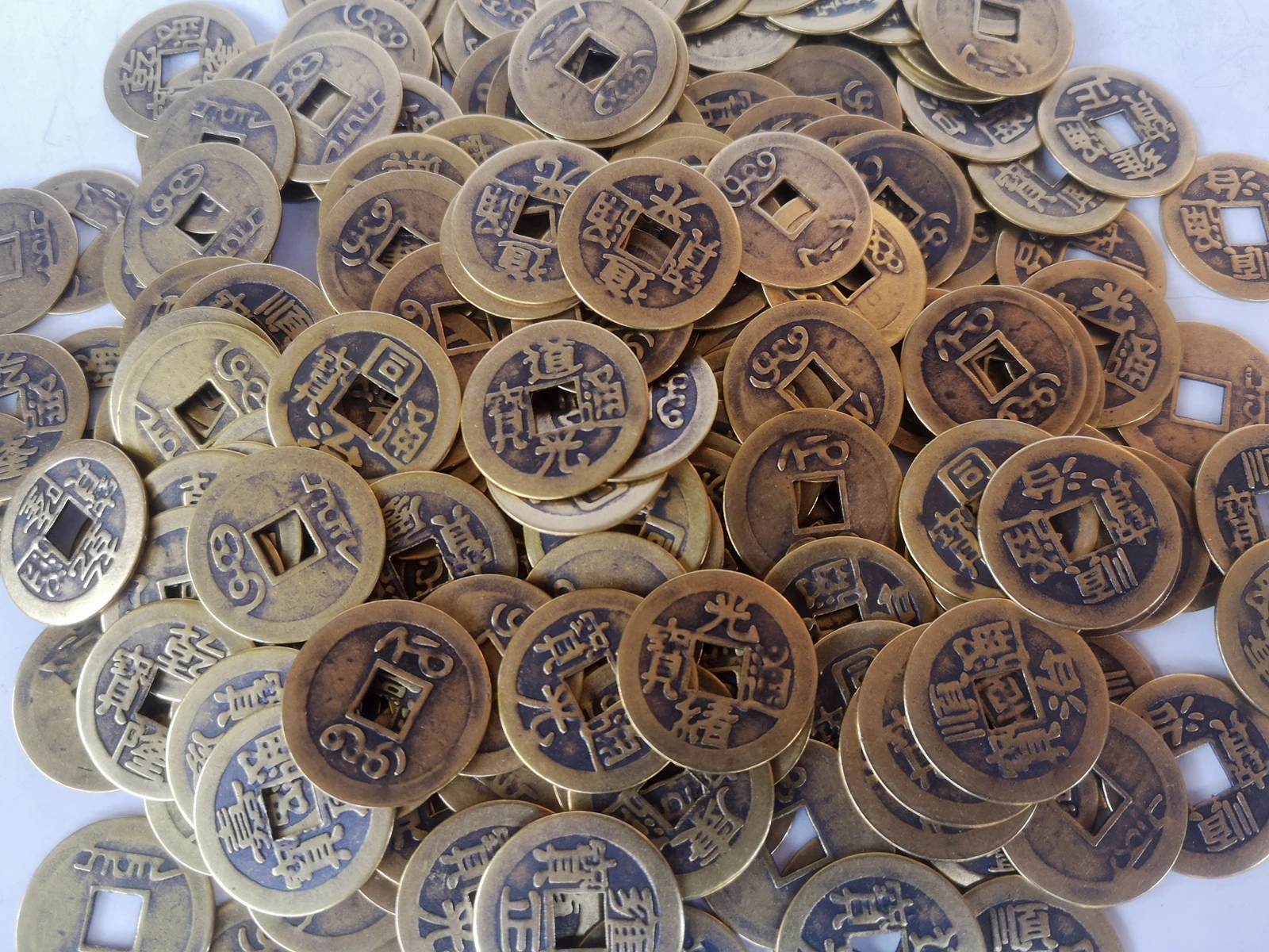 Antique Chinese Brass Coins, Qing Dynasty Currency Collectible Cash, Educational Cultural Items for History Lovers, 50Pcs