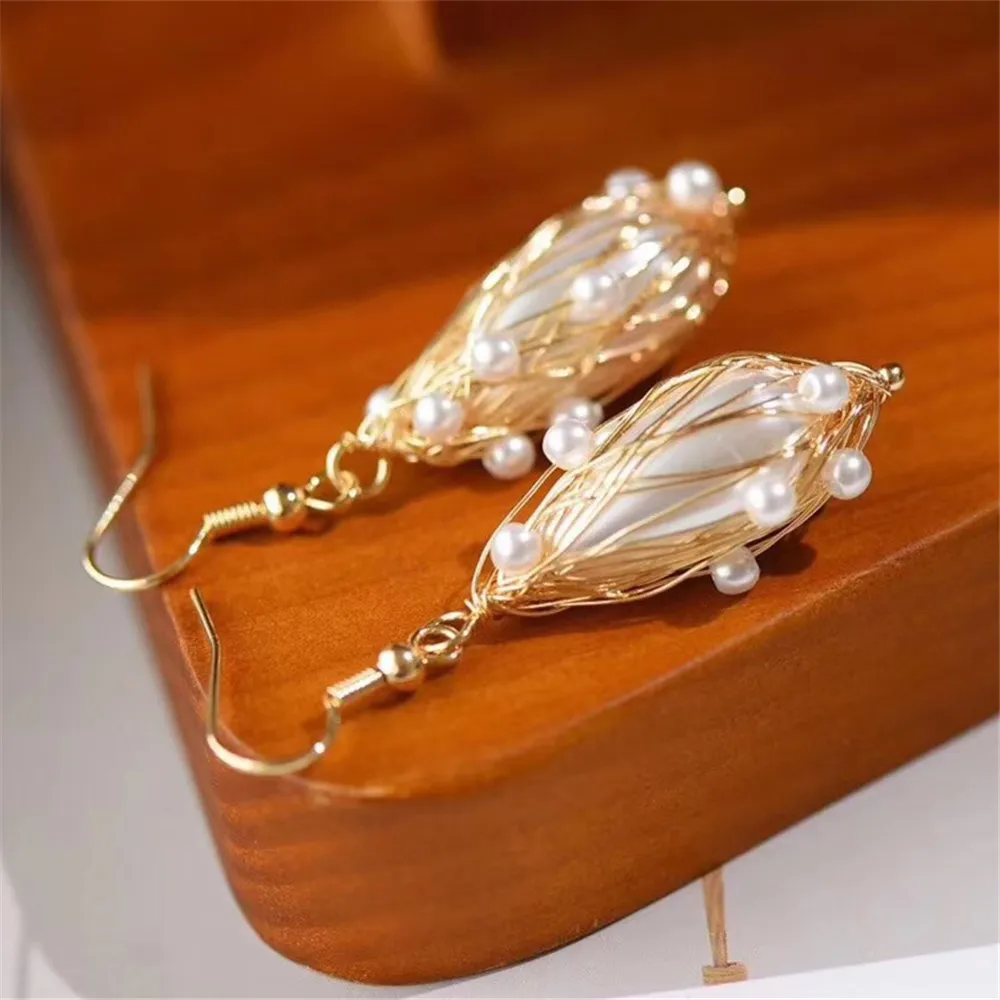 Real Baroque Pearl Earrings Fashion Accessories Lucky Luxury Carved Gemstone Vintage Designer Natural Jewelry Stone