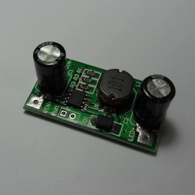 

3W LED Driver 700mA PWM Dimming Input 5-35V DC-DC Constant Current Module