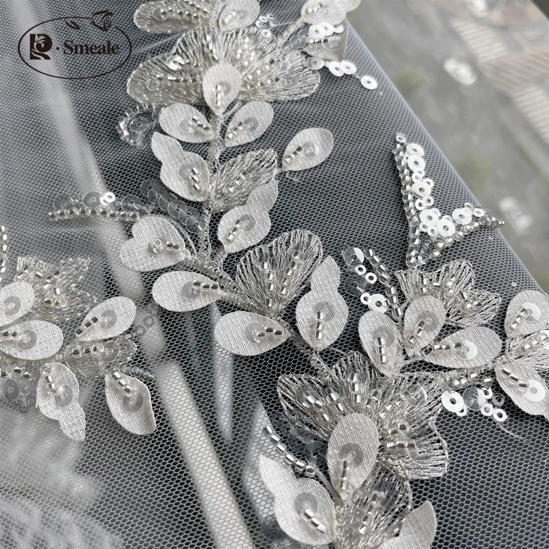Braut-Spitzenstoff, luxuriöse Perlenapplikation, Spitzenstoff mit Blumen und Blättern und Pailletten, High-End-Kleid, RS6067 – Detail 8
