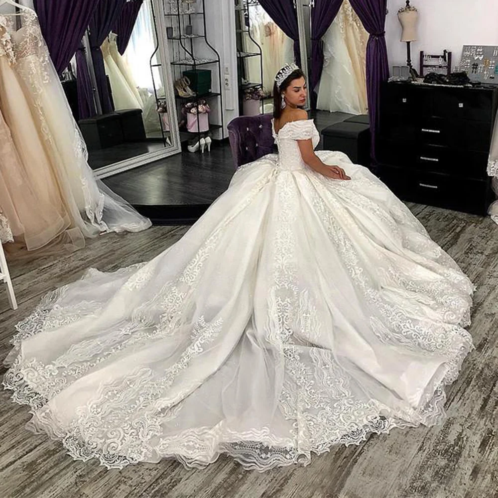 Customized Arabic Lace Ball Gown Wedding Dresses Off the Shoulder Chapel Wedding Gowns Sequins Beaded Plus Size Bridal Dress