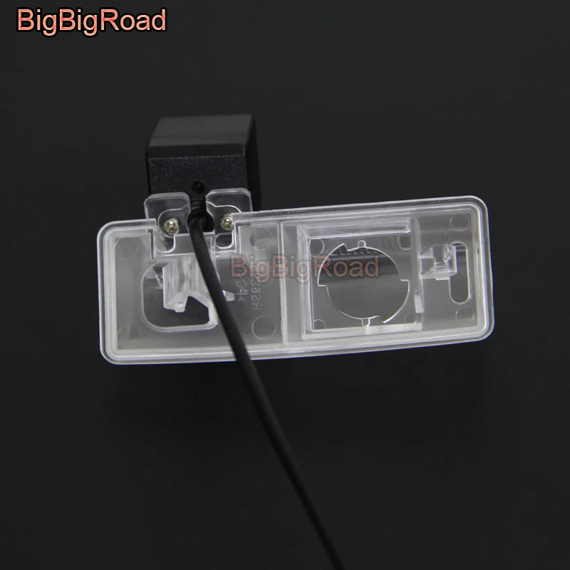 

BigBigRoad Car Rear View Reverse Backup Camera With Filter For Toyota Venza / Altezza / Aristo / Celsior/ prius 2012 RAV4 RAV 4