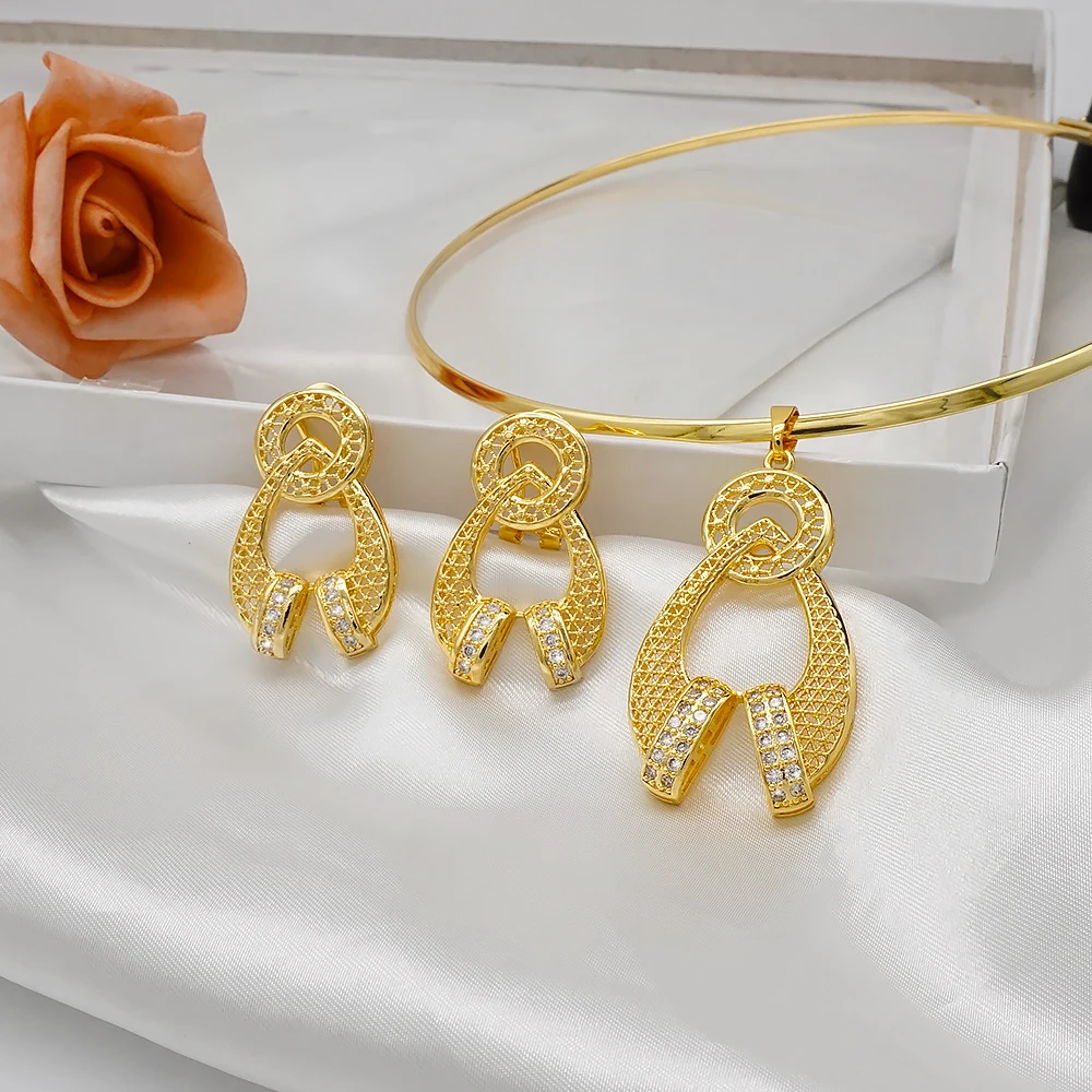 2021New Lamb Foot Shape Elegant Crystal Jewelry Sets For Women Gold Color Earring Sets Unique Style Party Gifts