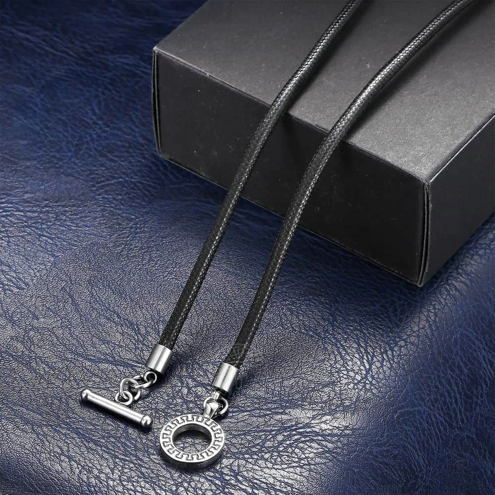 4mm Thin Simple Black Man Made Leather Necklace for Men Braided Rope Chocker Unique Toggle Clasp Fashion Gift Jewelry DN128