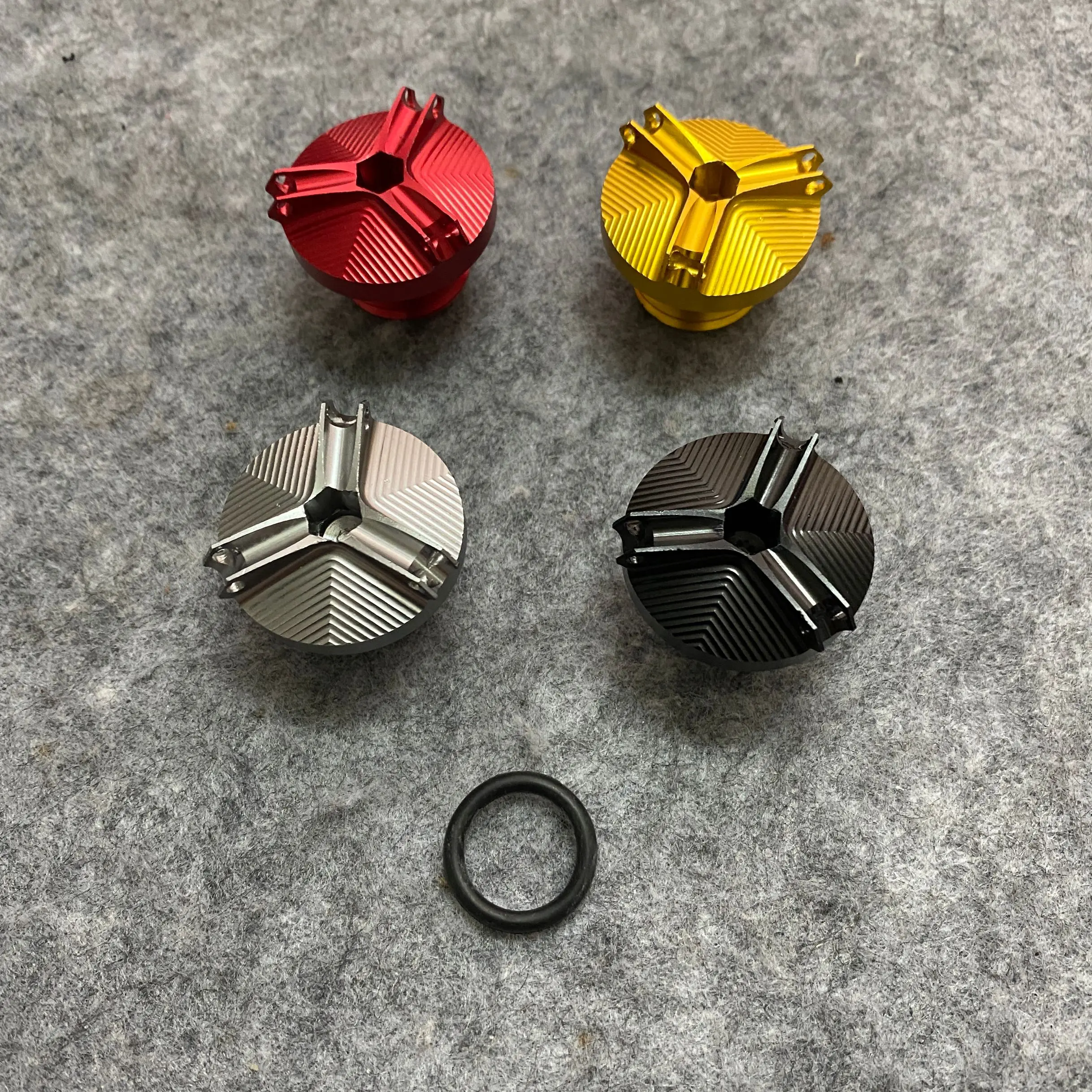 

Motorcycle CNC Engine Oil Filter Cup Plug Cover Oil screw cap For DUCATI SCRAMBLER PLATTE TRACK PRO 848 1098 1198