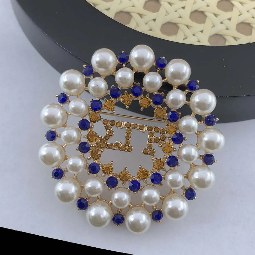 Sigma Gamma Rho Brooch Factory Crystal Diamante and Imitation Pearls Flower Jewelry Brooch Pins Women Wedding