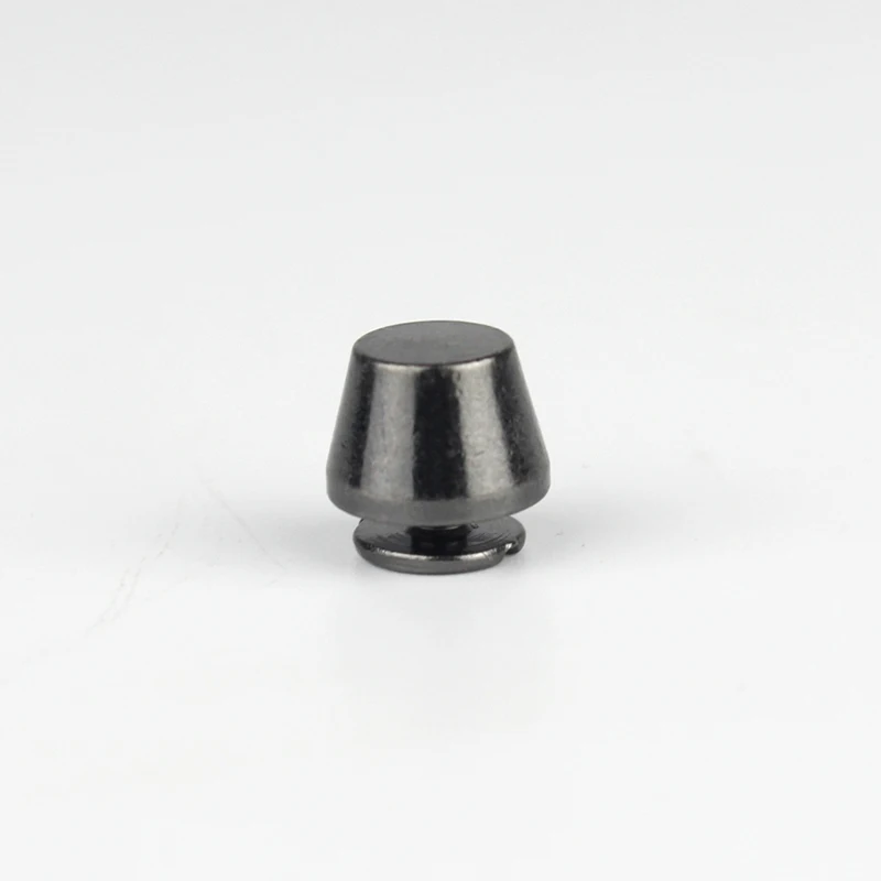 Variant: gun metal