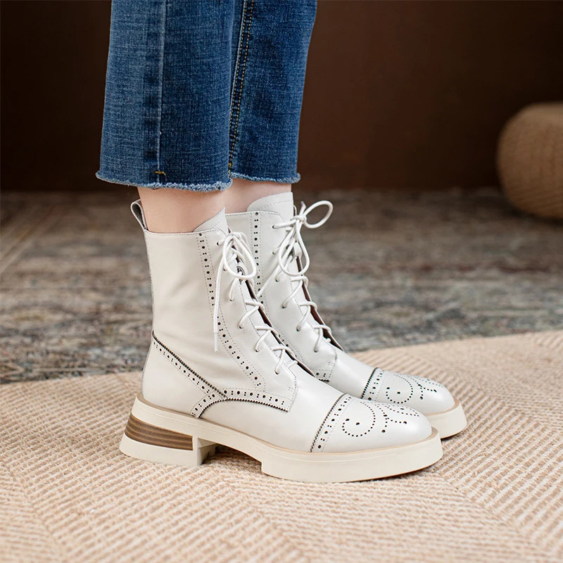 Women Boots Brogue Booties Classics Style Ladies Designer Shoes Lace-Up Boots for Women Cowhide Quality Ankle Boots Botas