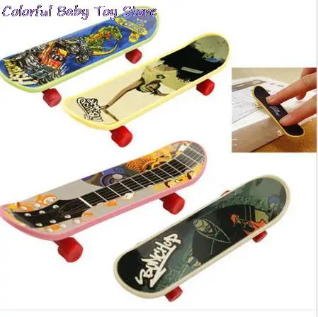 1pcs Cute Mini Finger Skateboard Fingerboard Skate Finger Board Toys Gift For Boys Kids Children Party Favor