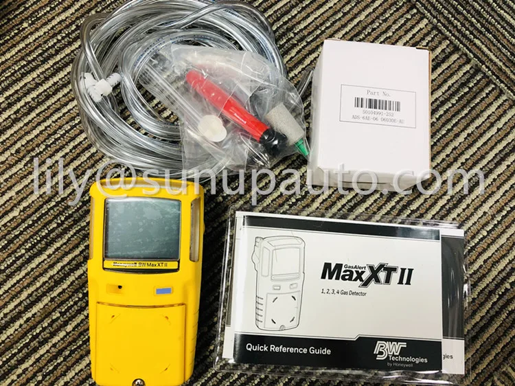 Honeywell BW Gas Alert Max XT II 4-Gas Analyzer Portable Gas Detector with Pump H2S, CO, O2 combustibles XT-XWHM-Y-NA