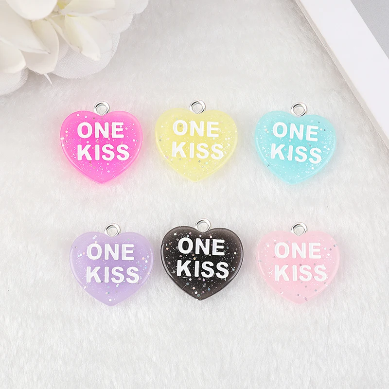 16 Pcs 22*24 MM Glitter Resin Heart Charms ONE KISS HUG ME Flatback Cabochons Pendants for Earrings Necklaces Diy Making