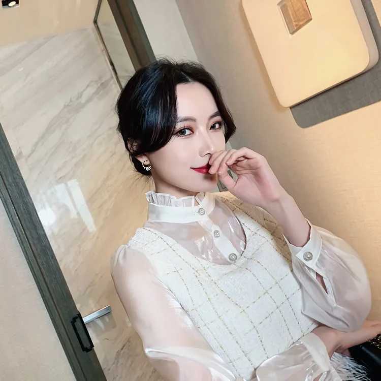 2020 New Classic Roman Digital Round Stud Earrings with Simple Needle South Korean Women's Jewelry Temperament Party Earrings