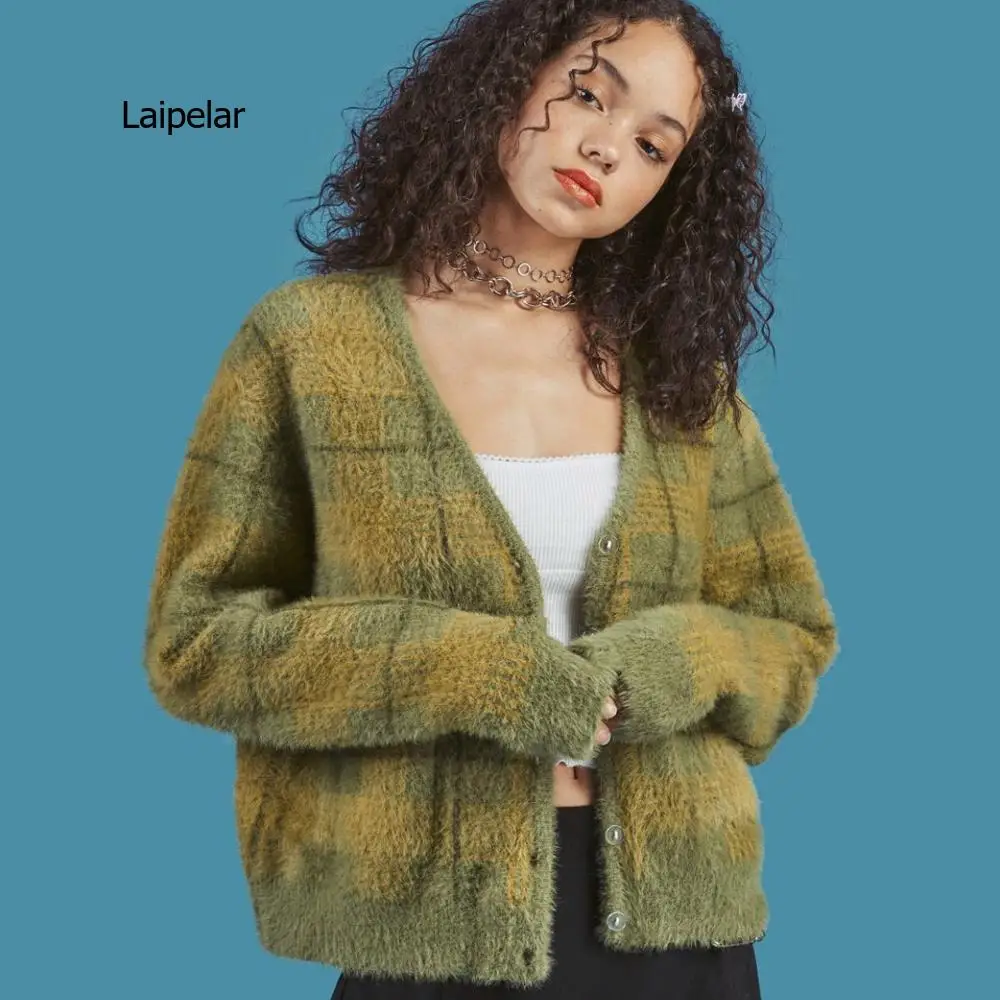 Vintage Mohair Sweater Women Knitted Cardigans Harajuku Lazy Style Ladies V-Neck Button Fuzzy Plaid Cardigan Fluffy Knitwear Top