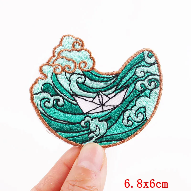 Cartoon Wave Embroidered Patches On Clothes Space Outdoor Applique Badges Clothing Thermoadhesive Patches for Clothing Stickers