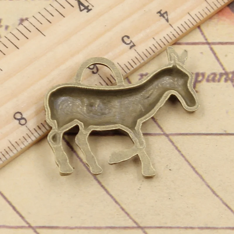 10pcs Charms donkey burro neddy jackass 33x30mm Tibetan Bronze Silver Color Pendants Antique Jewelry Making DIY Handmade Craft