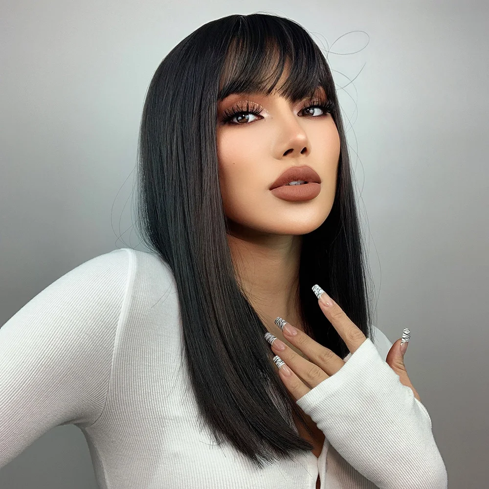 Medium Straight Black Bob Synthetic Wig with Bangs Short Honey Brown Wigs for Woman Auburn Natural Hair Daily Wig Heat Resistant