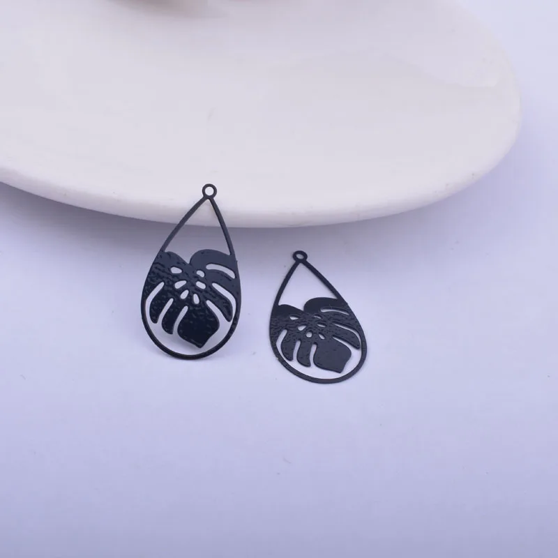 50 Stück AC12349 26*15mm Bemalte Tropische Pflanzenblatt-Anhänger DIY Schmuck Ohrring Zubehör – Detail 5
