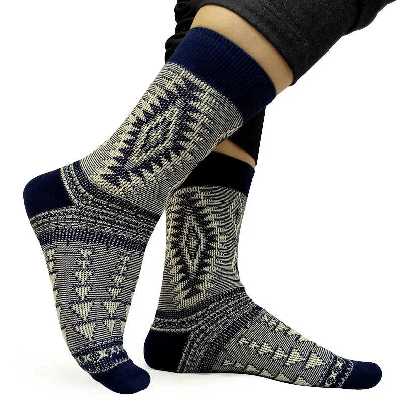 Casual Men Soft Thick Warm Socks New Winter Men Knitted Socks Comfy Retro Style Breathable Socks Colorful Socks Gift for Man