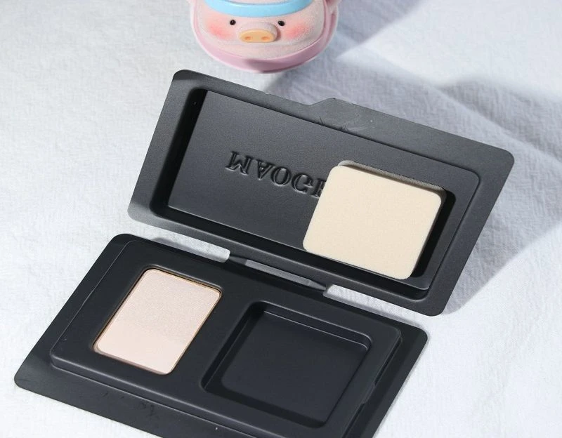 MAOGEPING Beauty Sample Product 3D Light Highlighting Powder 2.5G 3D Effect Natural Translucent Shine Brightening Makeup