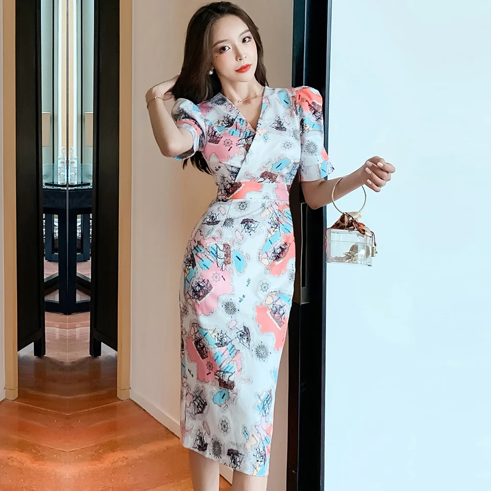 

High Street Dress Summer Simple V-Neck High Waist Puff Sleeve Fashion Geometric Pattern Elegant Party Dress Women