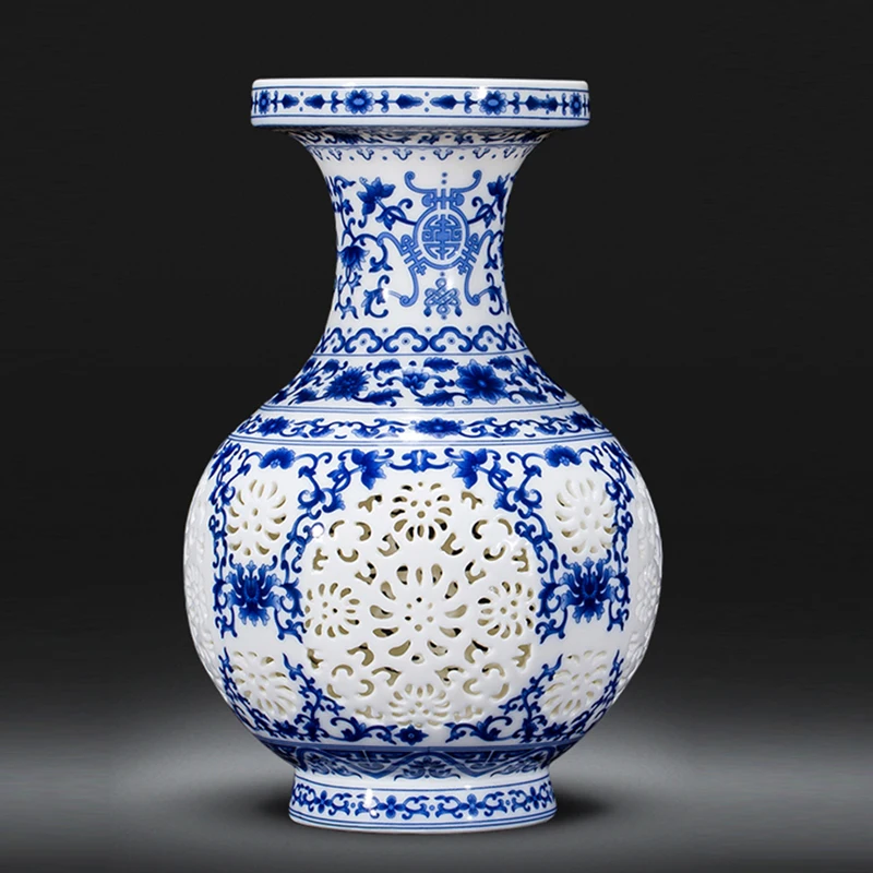 Jingdezhen Ceramic Blue And White Porcelain Pierced Vases Ornaments Flower Chinese Style Home Living Room Decoration Vases