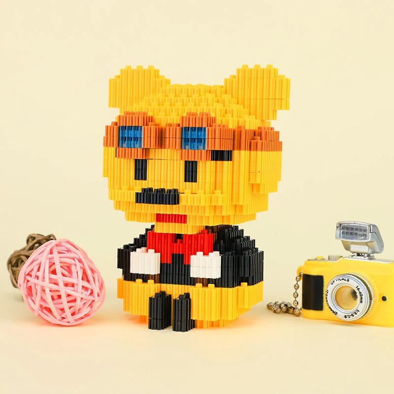 354pcs+ Connection Building Blocks Mickey Mouse Winnie Pooh Donald Daisy Piglet 3D Model Mini Brick Figures For Children Toys