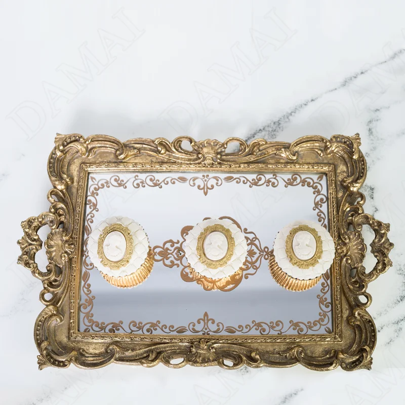 

Retro Resin Storage Tray Relief Mirror Decorative Cosmetic Container Living Room Desktop Tableware Organizer Home Decoration