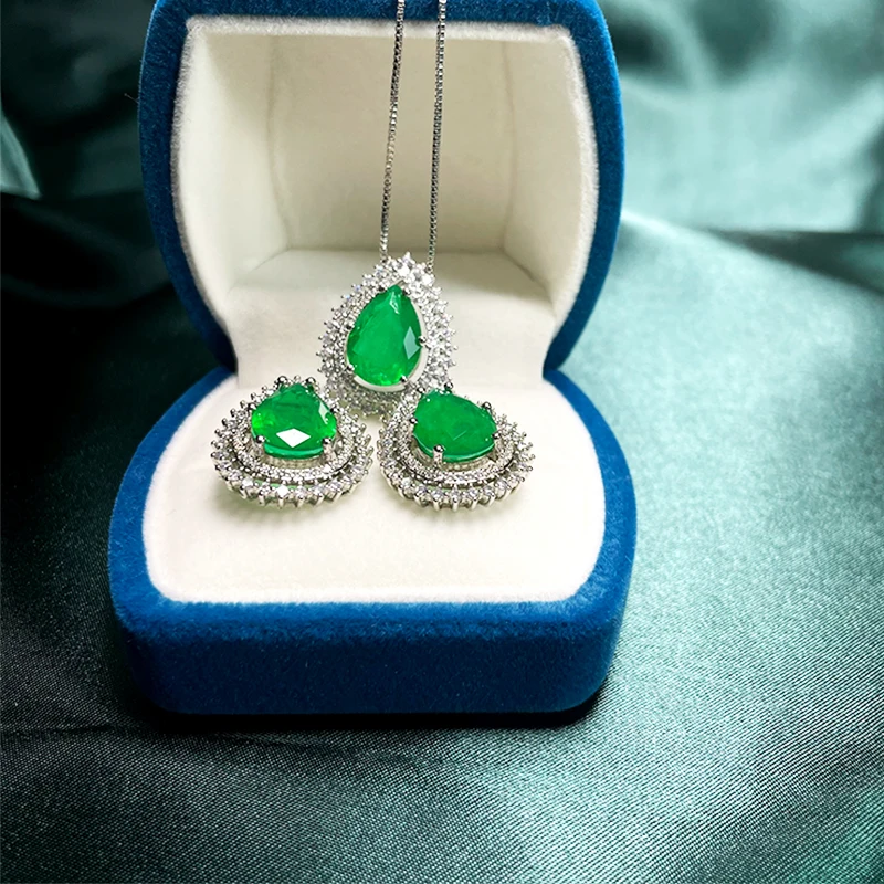 Cellacity Classic emerald jewelry set earring pendant necklace for charm lady with water drop shape 10*14mm gemstones jewelry