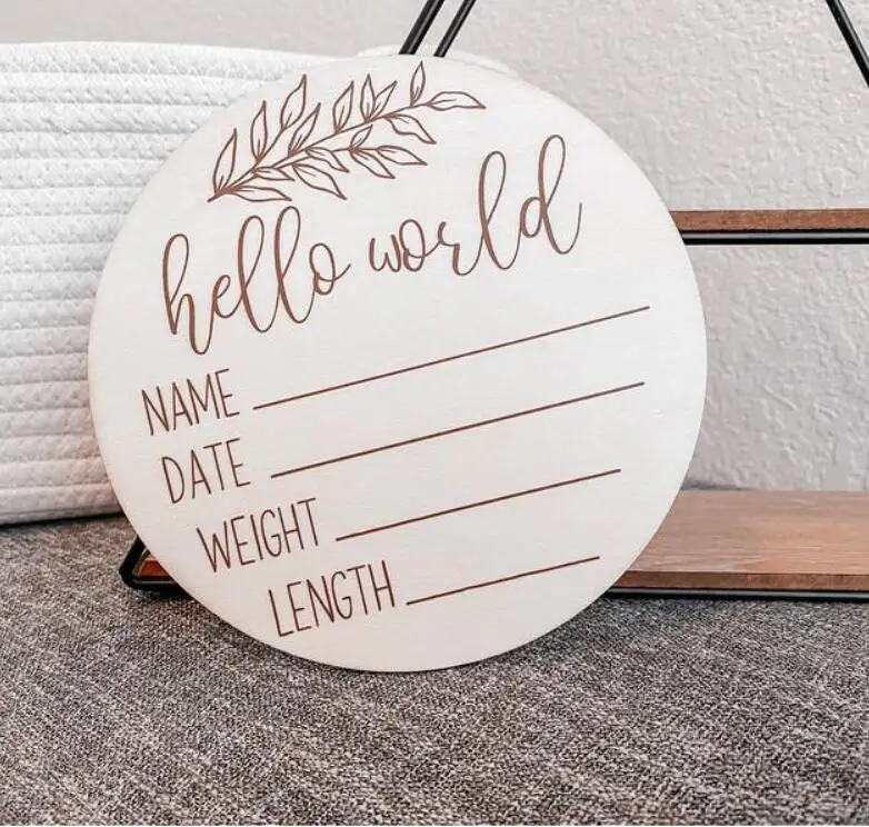 

Wholesale 50pcs Hello World Baby Announcement Plaque Newborn Wood Milestone Card