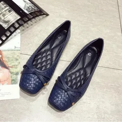 New Fashion Flats Women Boat Shoes Elegant Office Lady Shoes Casual Women Flats Soft Comfortable Flat Shoes Black Blue YX3855