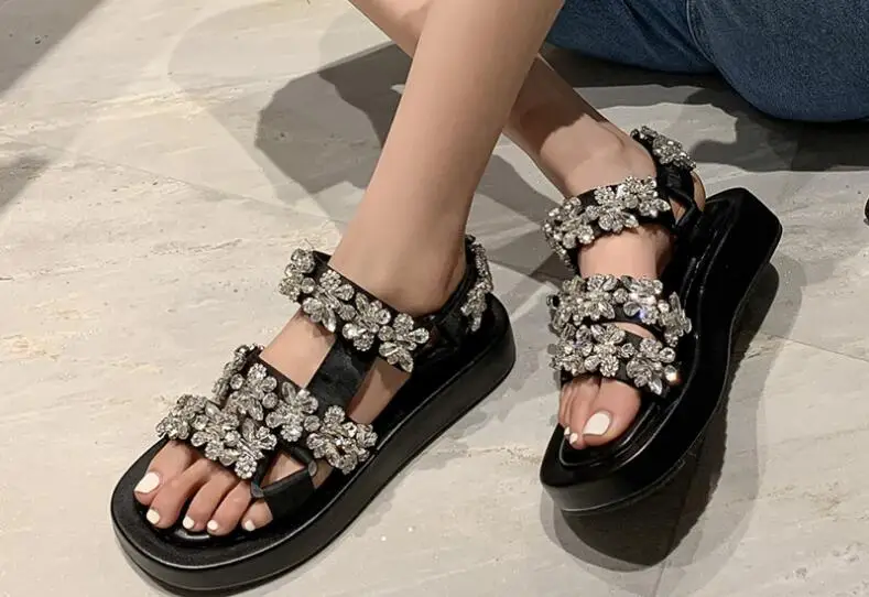 

Small Size 33 Girls Black Bling Bling Crystal Diamond Floral Platform Sandals Woman 35 mm Thick Sole Open Toe Casual Shoes