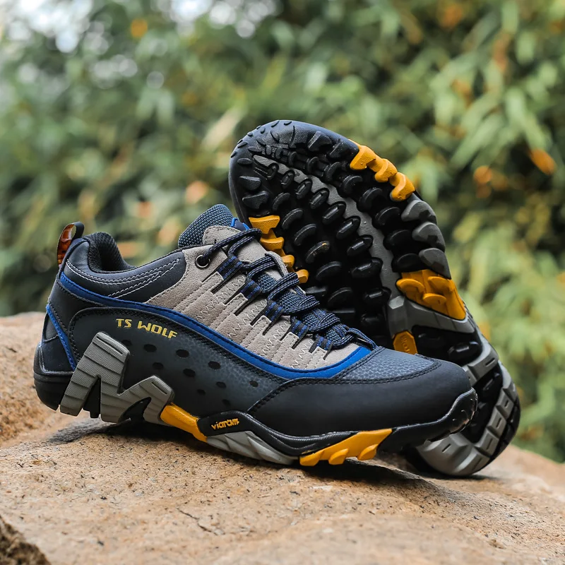 

Fashion Men's Outdoor Cool Hiking Shoes Breathable Anti-skid Rock Climbing Shoes Man High Quality Couple Trekking Trail Sneakers