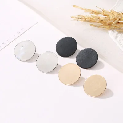 European and American wind mirror geometric earrings temperament disc cute metal earrings simple wild round ladies earrings