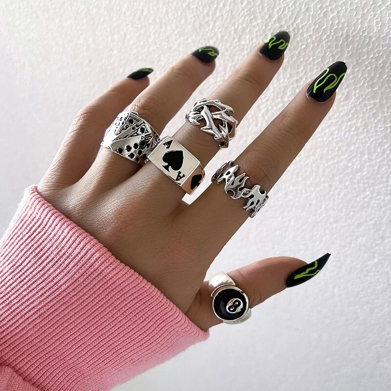 Punk Gothic Poker Ring Set for Women Vintage Spades Ace Silver Color Plated Retro Rhinestone Charm Billiards Ring Finger Jewelry