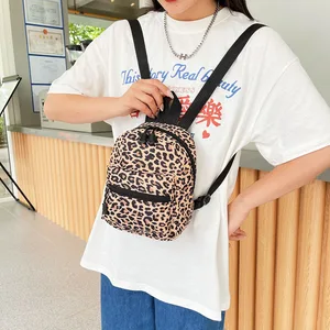 Rucksäcke Cow Leopard Zebra für Frauen, Nylonumhängetasche für Schüler, kleines High School -Stipendium, Frauen -Rucksack 10 Hauptverkaufskuh -Rucksack - №2