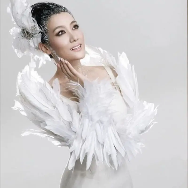 

Victoria white feather angel wings costume Catwalk photography arm wing props dress adults wedding shooting stage performance