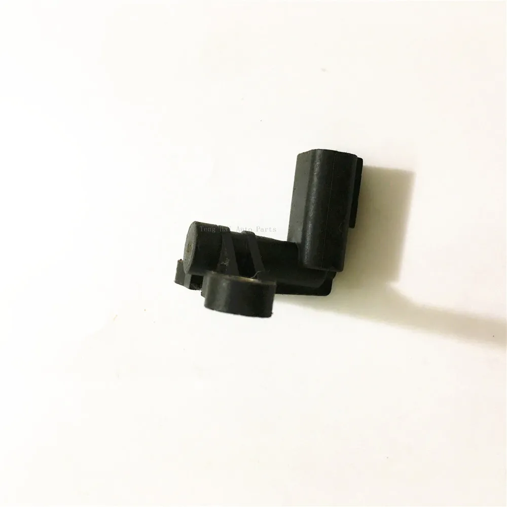 

XYQPSEW For Mazda 5/6 crankshaft position sensor K3239-LFBL-18-221,K3239 LFBL 18 221,0261210315,0 261 210 315
