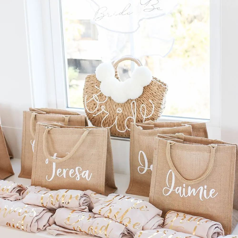 

Personalized Wedding Mrs Burlap Tote Bag Bridal Party Retro Beach Bag Bridesmaid Custom Jute Tote Bag Literary Simple Gift