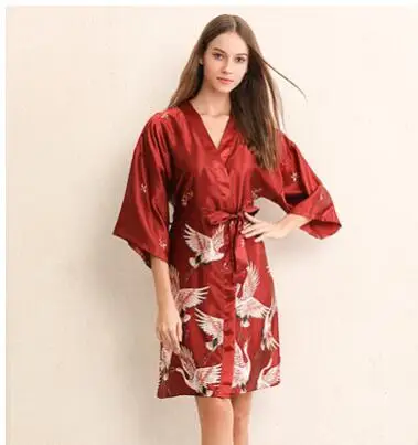 Women Silk Satin short Wedding Bride Bridesmaid Robe Kimono Robe Feminino Bath Robe Large Size Peignoir Femme Sexy Bathrobe