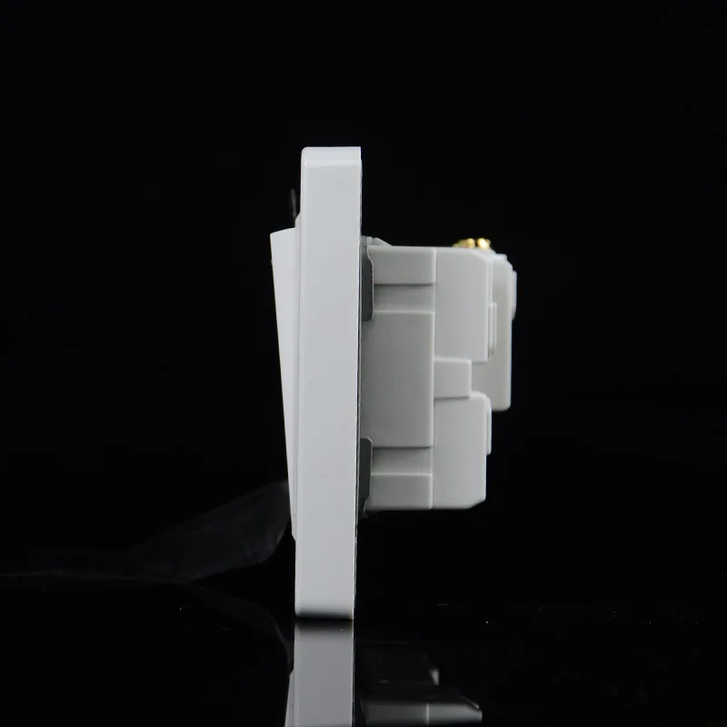 EU-Haushaltssteckdose nach deutschem Standard 16A 2-Loch-Stecker mit 15A 1-fach 1-Wege-Schalter 118 *74mm PC Flammhemmendes Panel – Detail 6