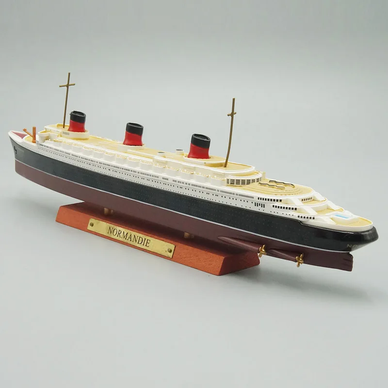 ATLAS 1:1250 Diecast Ship Model Toy Normandie Ocean Liner Cruiser For Collection