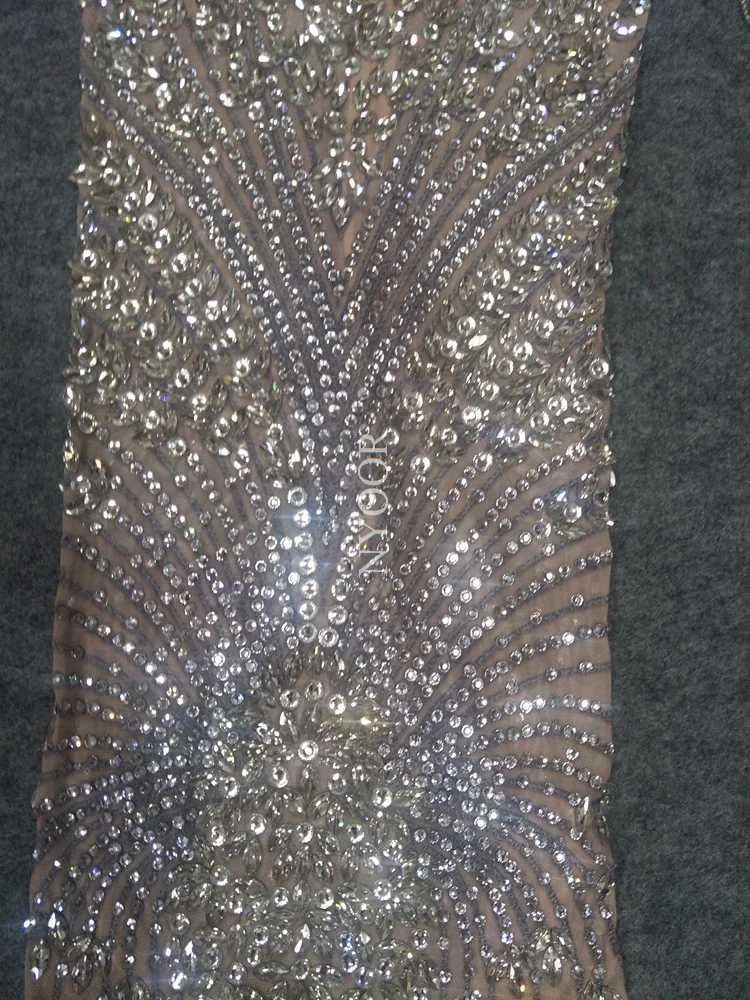 Vestido corto transparente de lujo para mujer, traje de fiesta de cumpleaños, Bar, club nocturno, con diamantes de imitación y cristales plateados, manga con flecos, nuevo