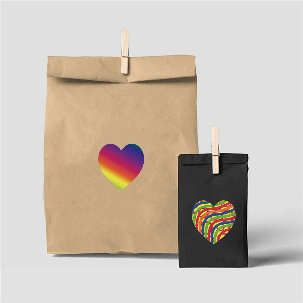 500 stücke/rolle Hochzeit Aufkleber Liebe Regenbogen Aufkleber Farbe Liebe Herz Backen Aufkleber 1 Zoll Liebe Regenbogen Herz Geformt band Etiketten