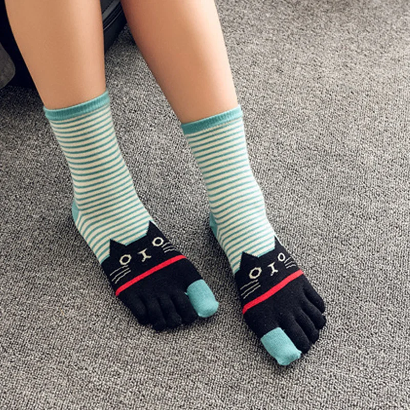 5 Pairs Women Toe Short Socks Cotton Striped Cat Cute Young Casual Sweat-Absorbing Breathable 5 Finger Harajuku Happy Socks