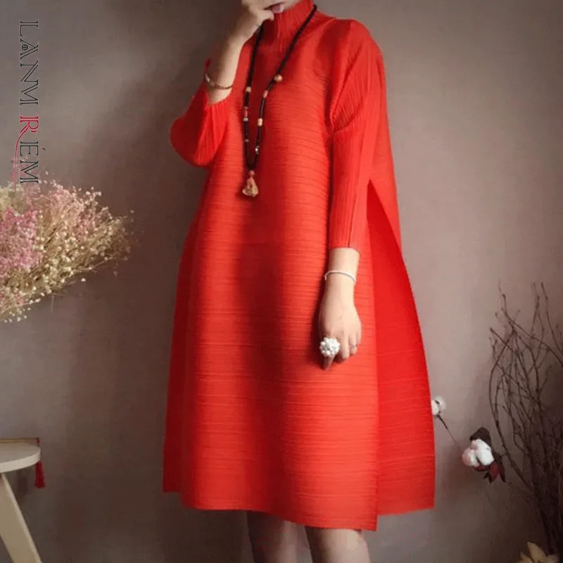 LANMREM 2024 Spring New Fashion Long Sleeve Turtleneck Solid Color Loose Fold Knee-length A -line Vintage Dress Women EB015