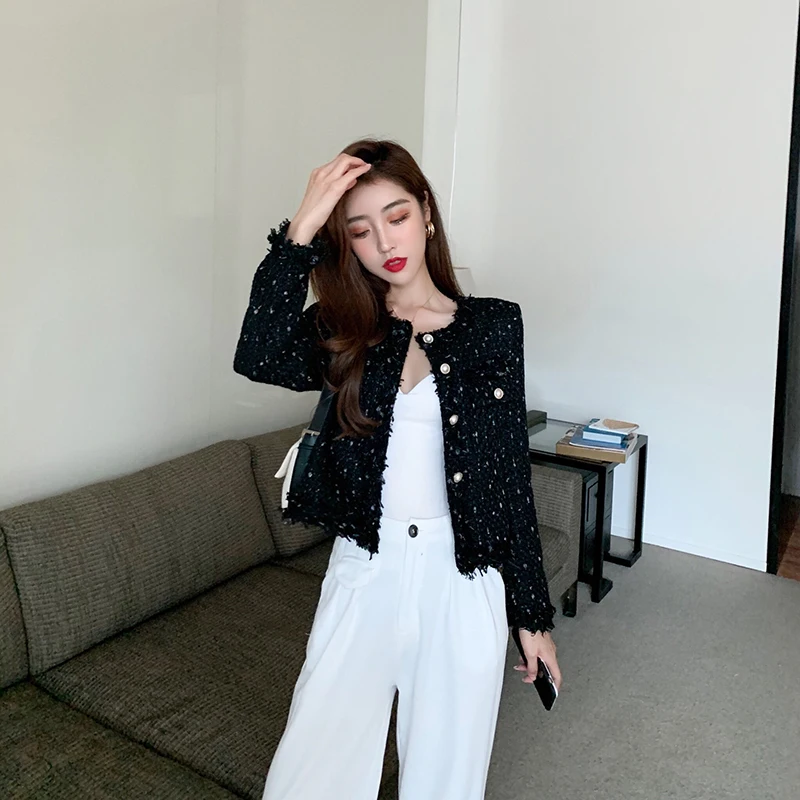 2021 New Arrival Short Tweed Coat Women O-neck Single-breasted Tassel Slim Plaid Tweed Jacket Outwear Women Fashion